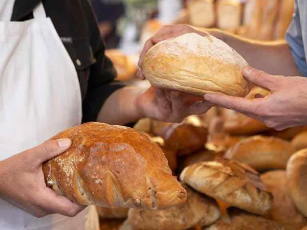 Hrana, ki ima več ogljikovih hidratov, kot kruh